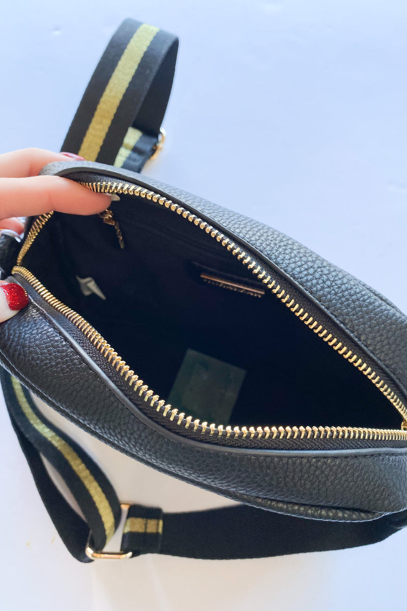 mode, holly bag w/ guitar strap