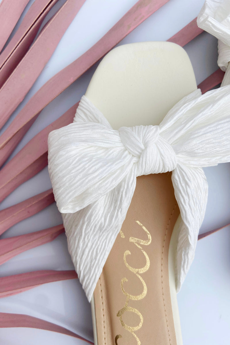 mode, reed sandals