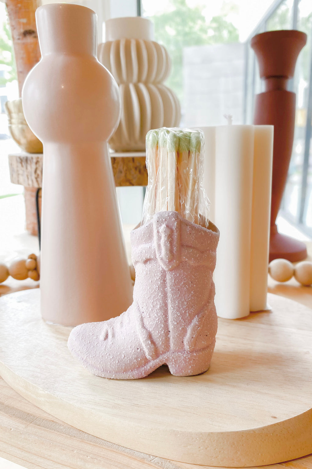 mode, cowboy boot match holder