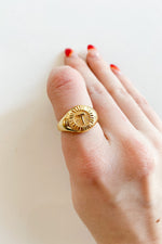 mode, initial signet ring