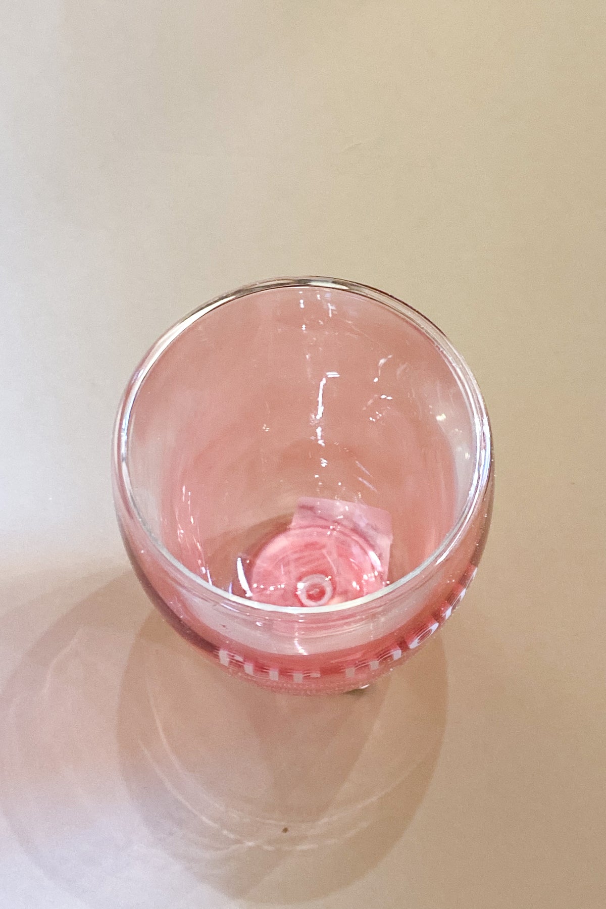 mode, fur mom stemless glass