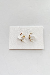 mode, gray wrap studs