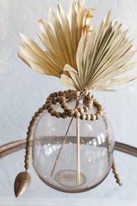mode, decor wooden bead strand