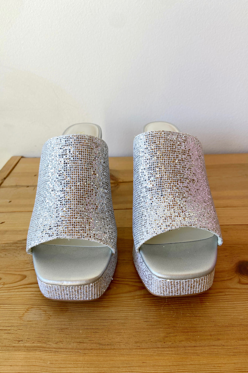 mode, crystal platform heel