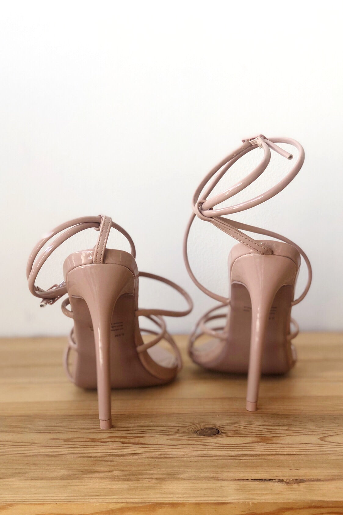 mode, take the high road heel