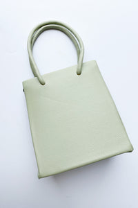 mode, hip to be square bag