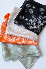 mode, un-phased square scarf