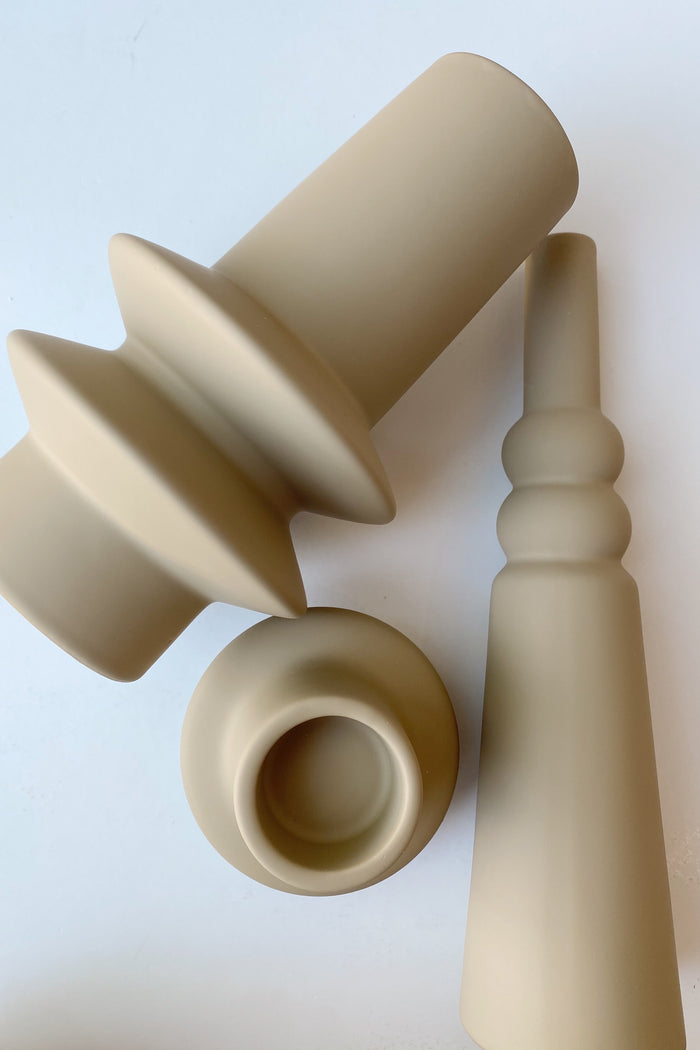 mode, round stoneware tealight holder