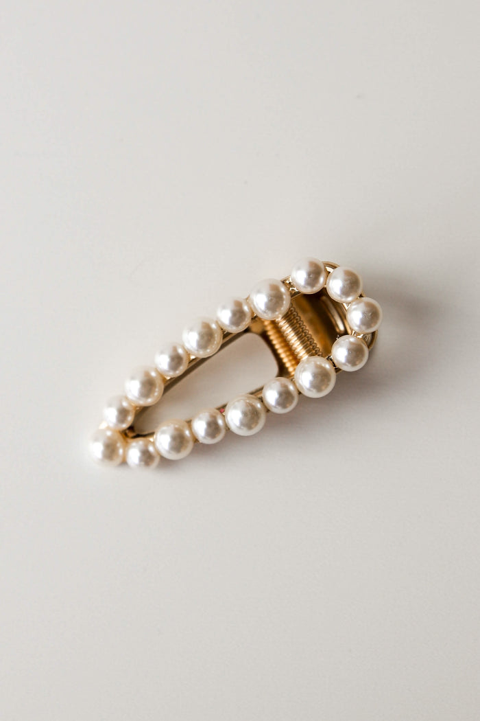 mode, sister of pearl clip