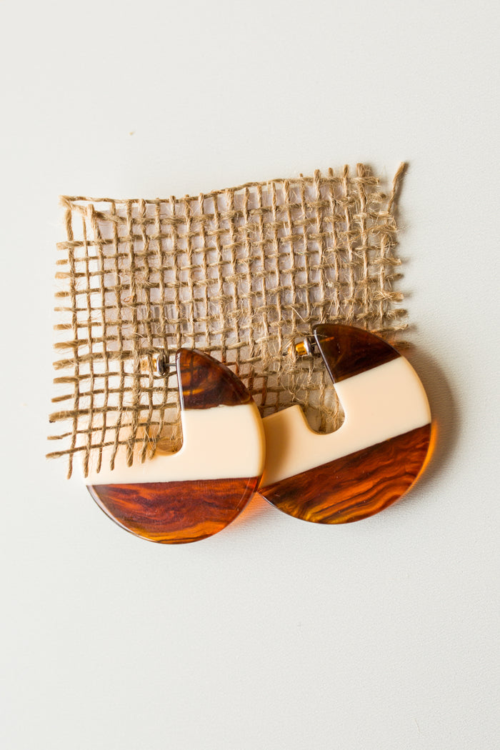 mode, warm tones acetate hoop