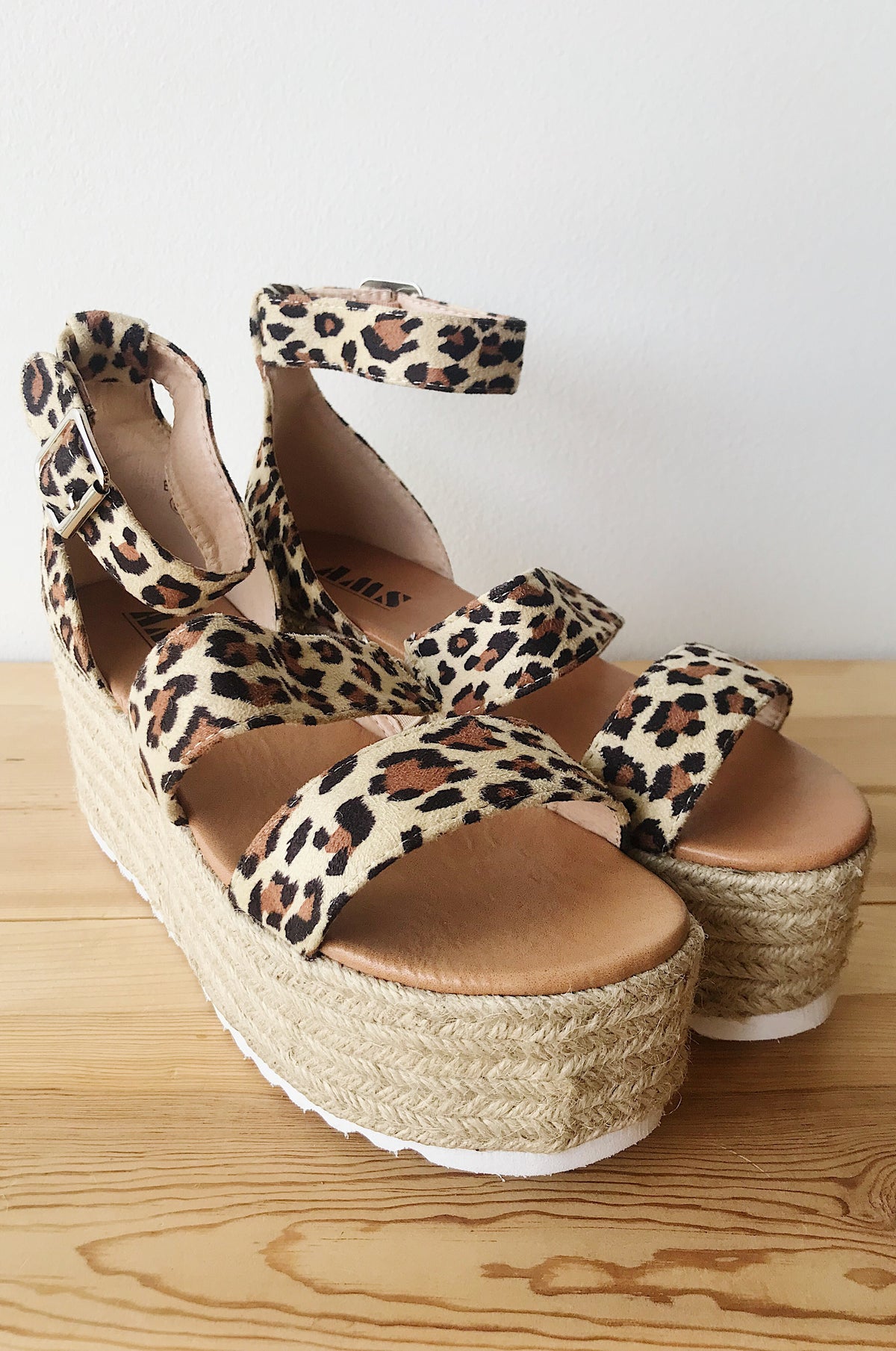 mode, walking on sunshine flatform