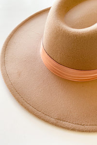 mode, Socialite hat