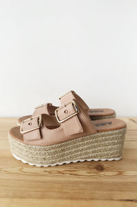 mode, fearless platform sandal