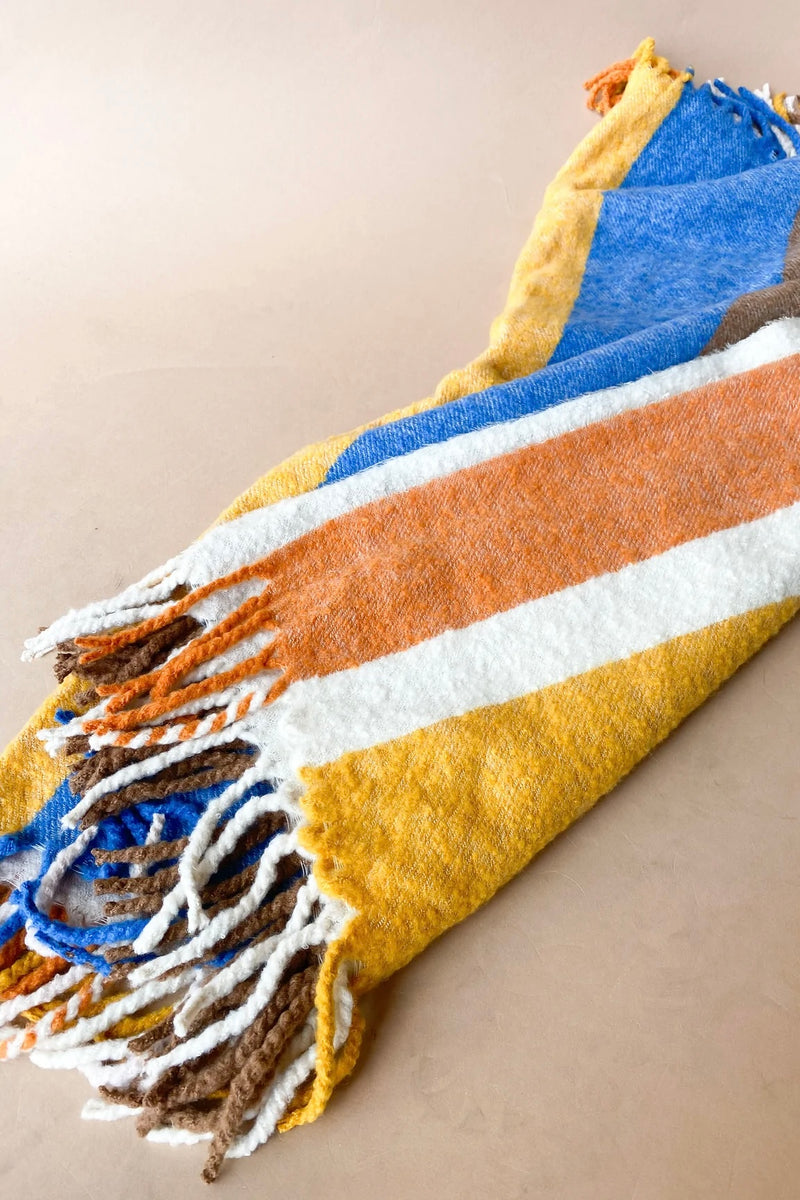 mode, cali scarf
