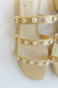 mode, valerie pearl sandals