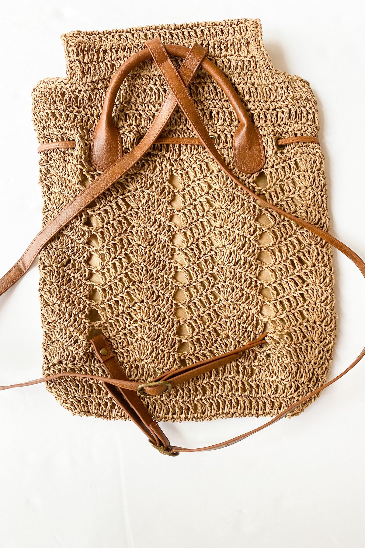 mode, seaside straw backpack