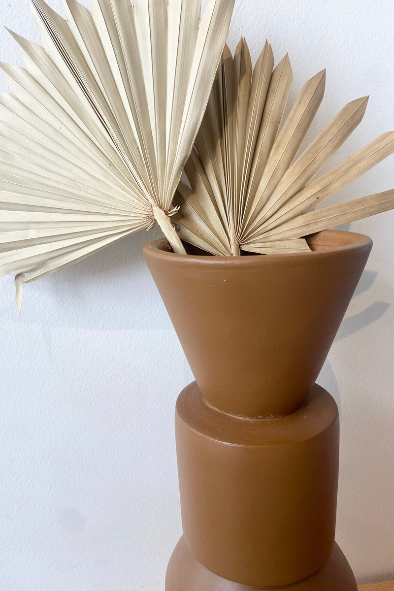 mode, arya terracotta vase