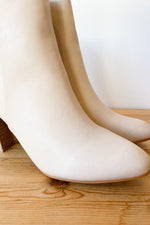mode, lovely day boot