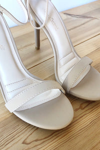 mode, top of the world heel