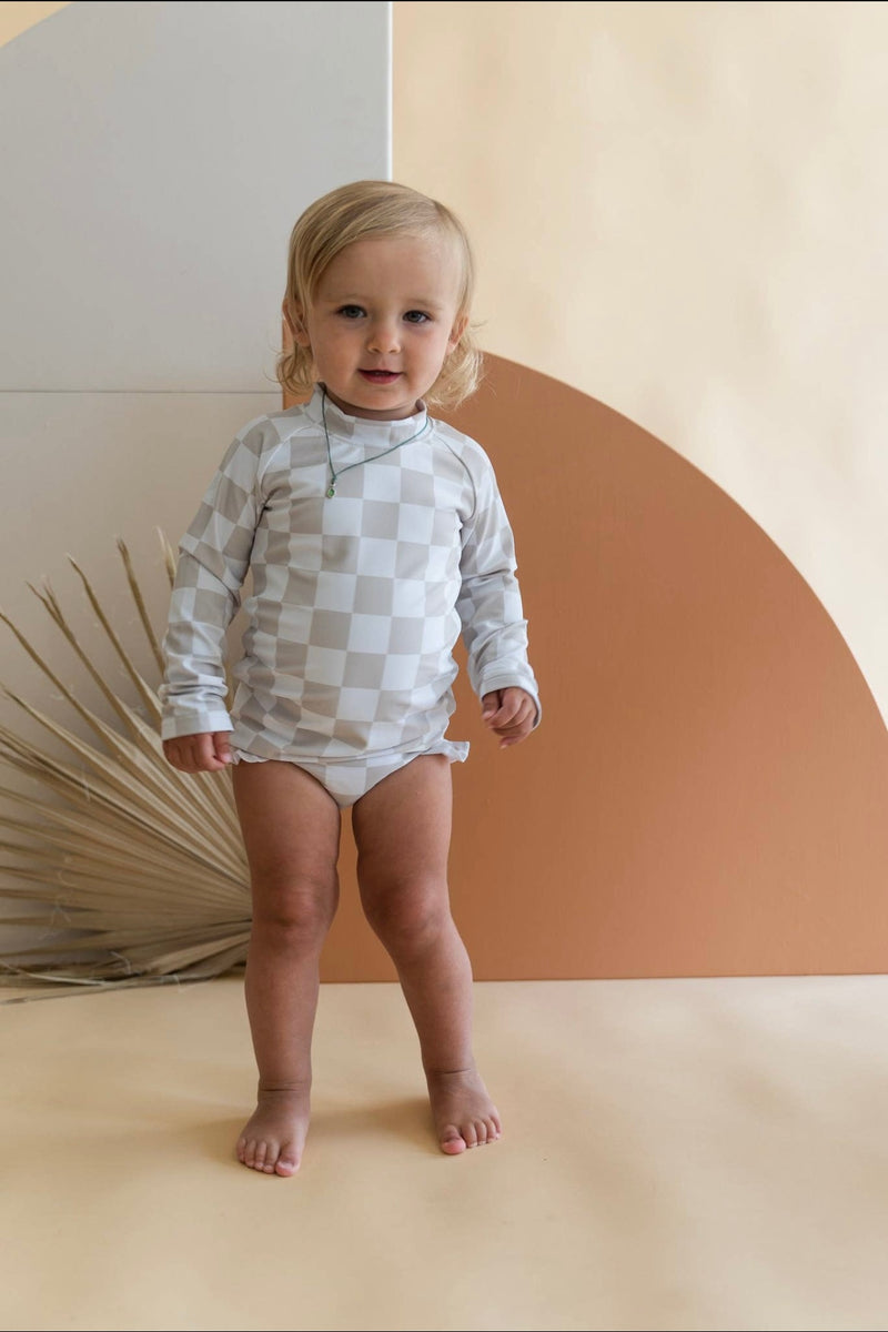 mode, Checkerboard rash guard