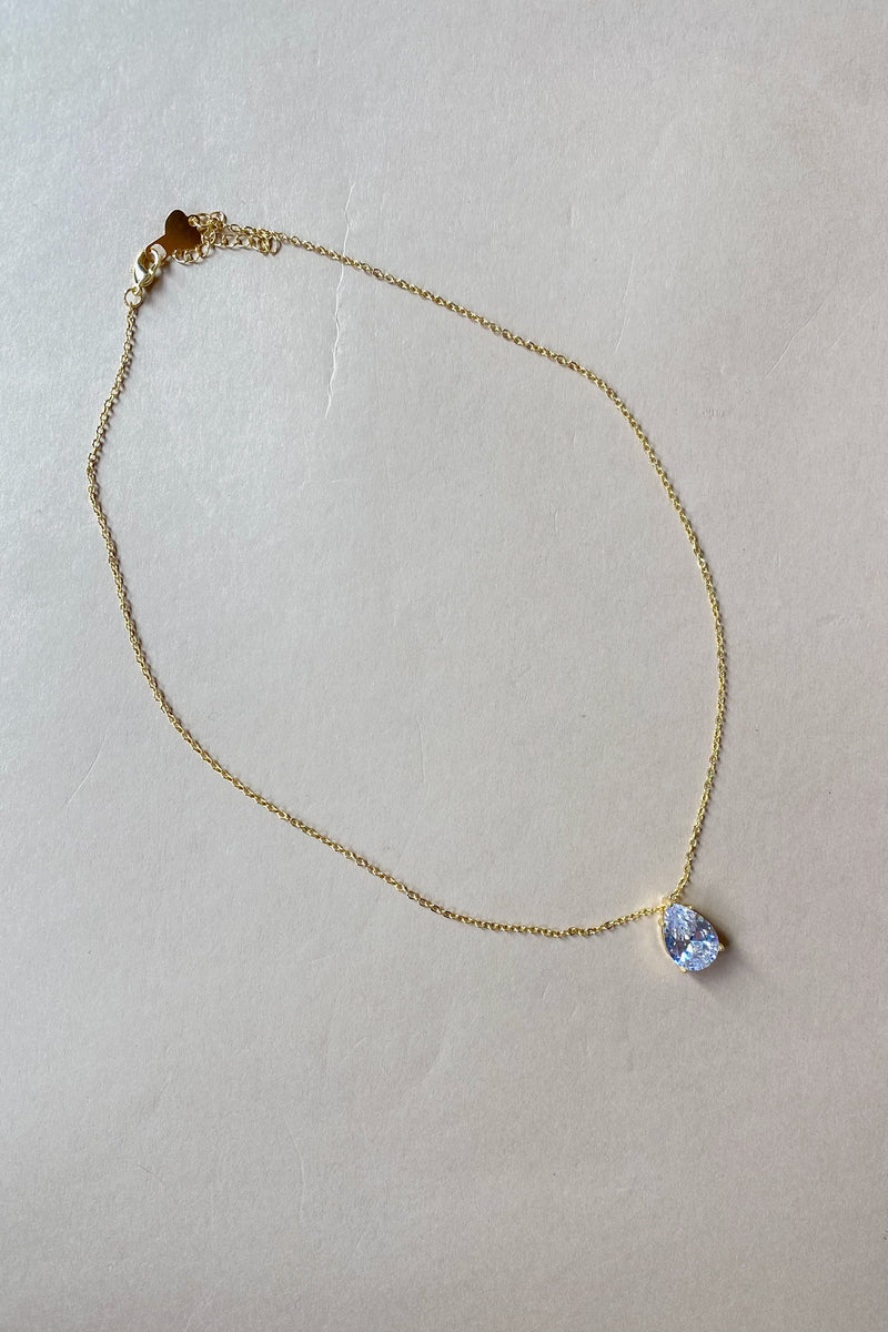 mode, heirloom teardrop necklace