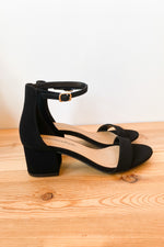 mode, better yet short block heel