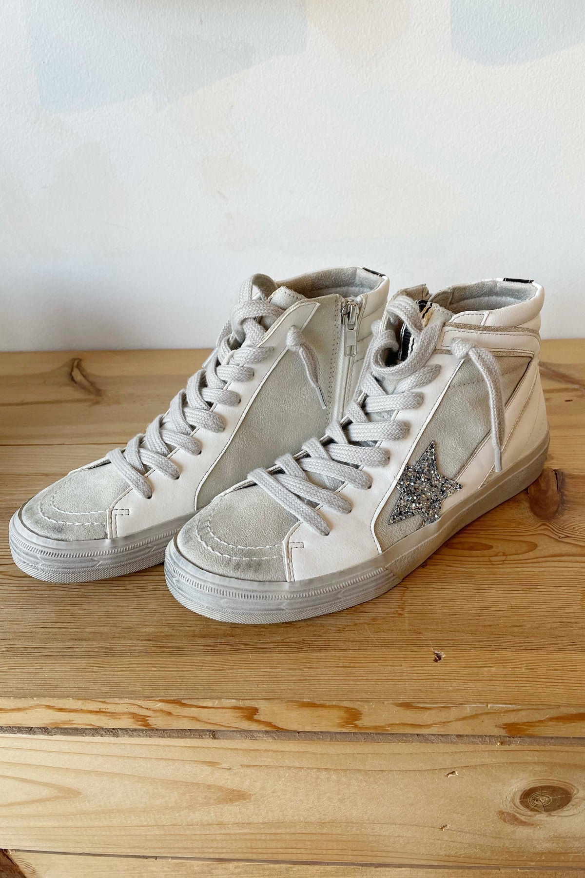 mode, passion high top sneaker