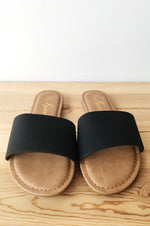 mode, minimalist sandal