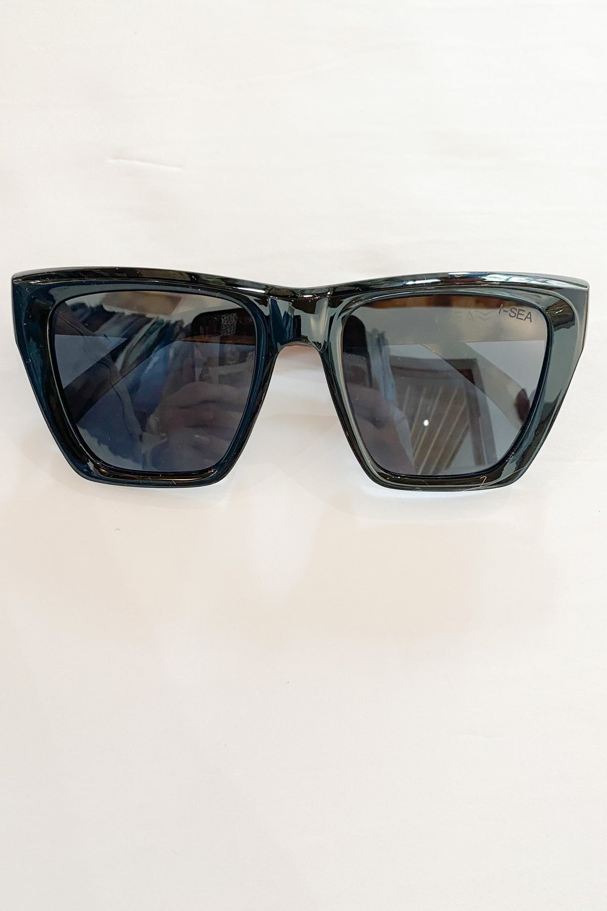 mode, ava sunnies
