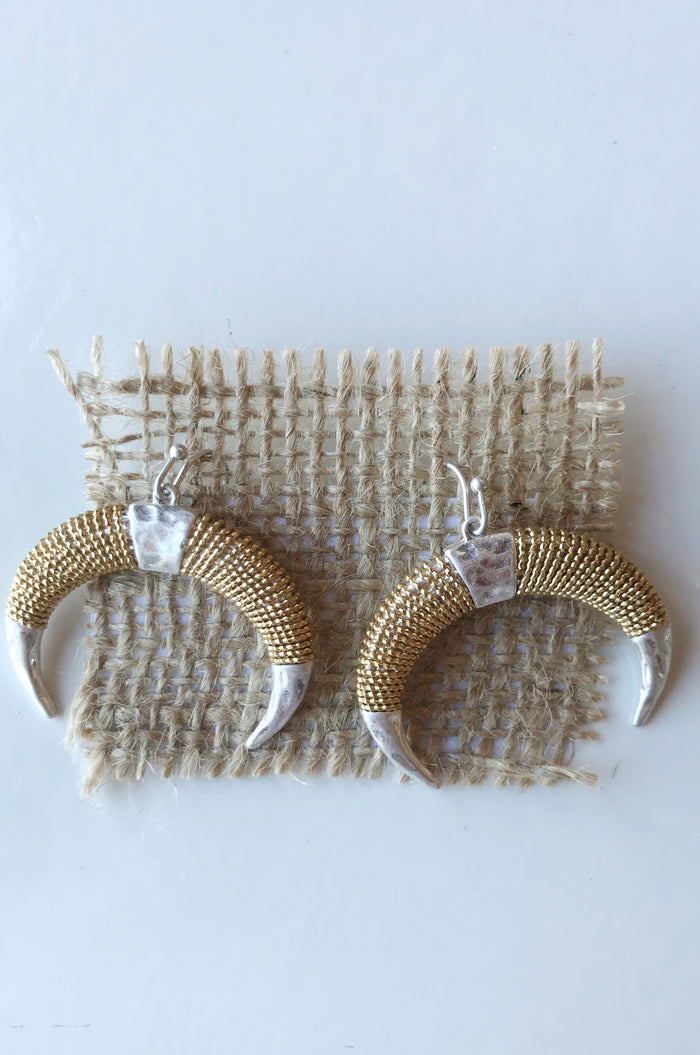 mode, upside down horn earring