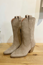 mode, short arisa boots