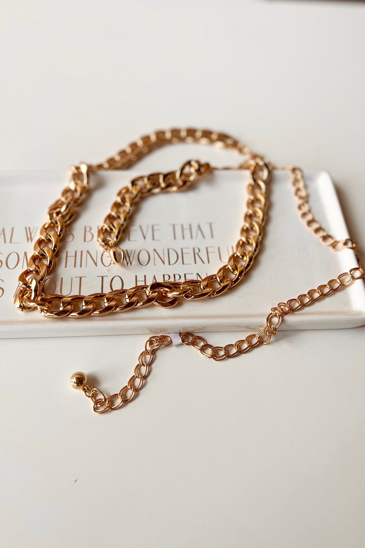 mode, lydia chain belt