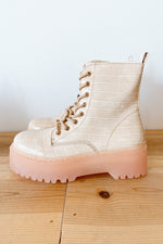 mode, ready for anything combat boot