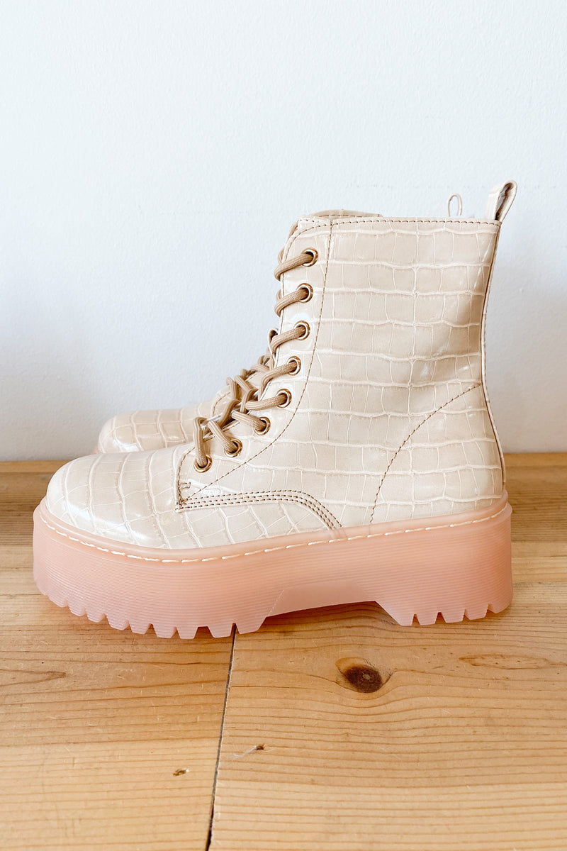 mode, ready for anything combat boot