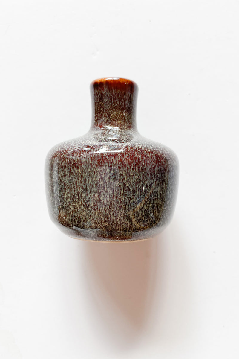mode, short stoneware vase