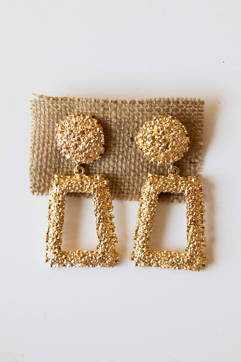 mode, crinkle drop earring