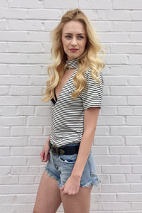 mode, striped mock neck cut out tee