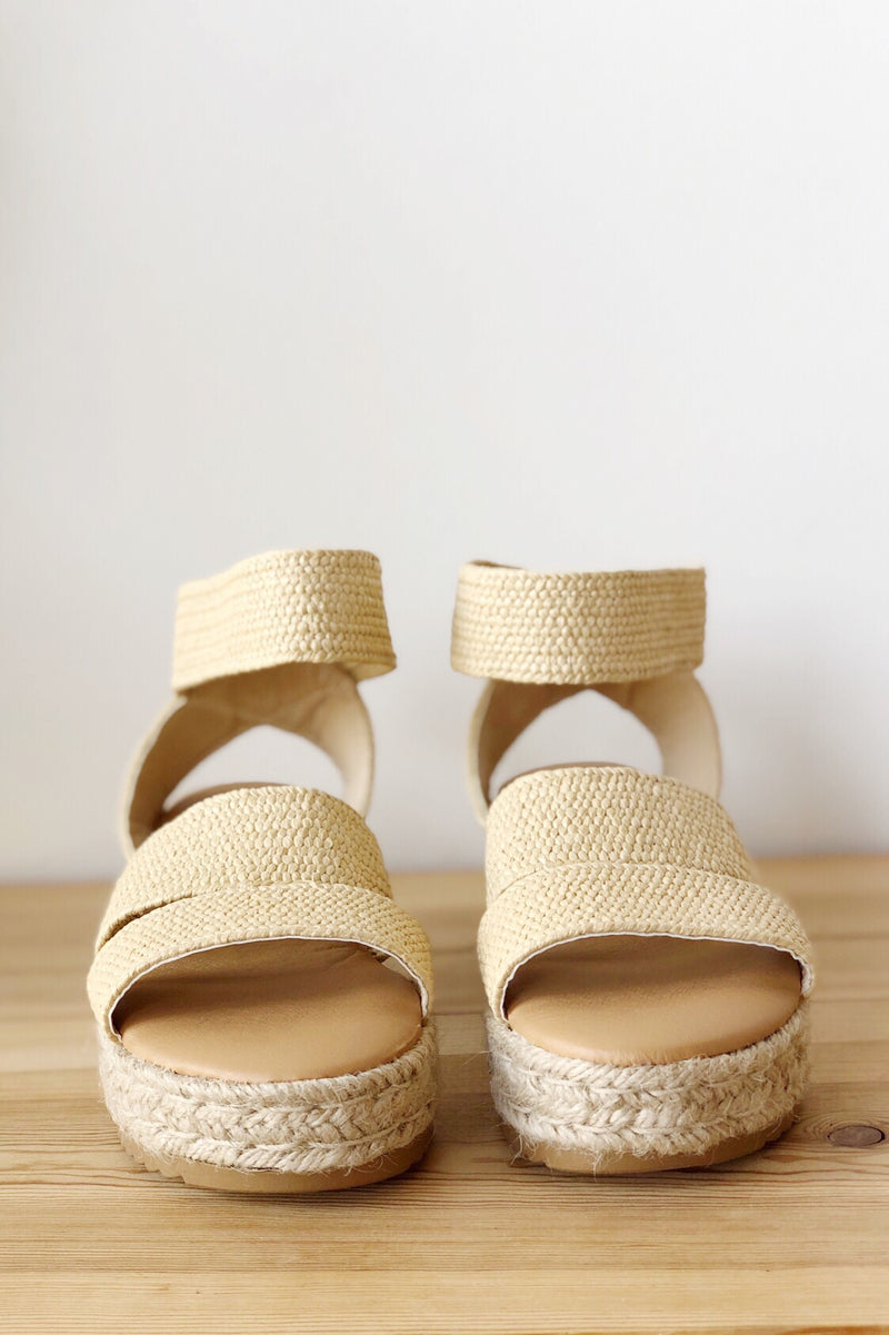 mode, radiate woven flatform