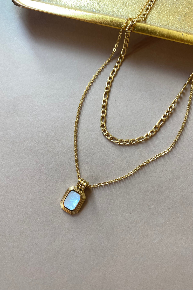mode, white shell double chain necklace