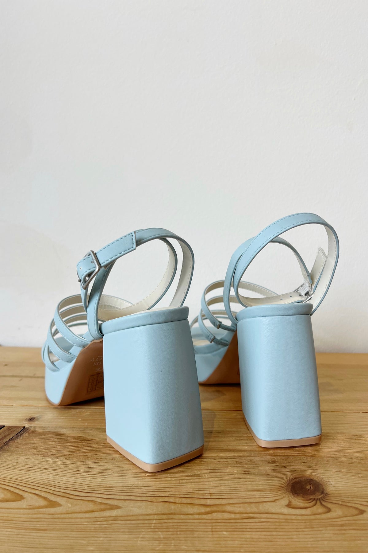 mode, talia heel