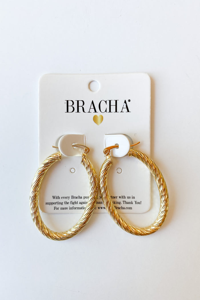 mode, valentina hoops