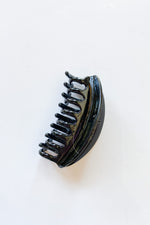 mode, crescent claw clip