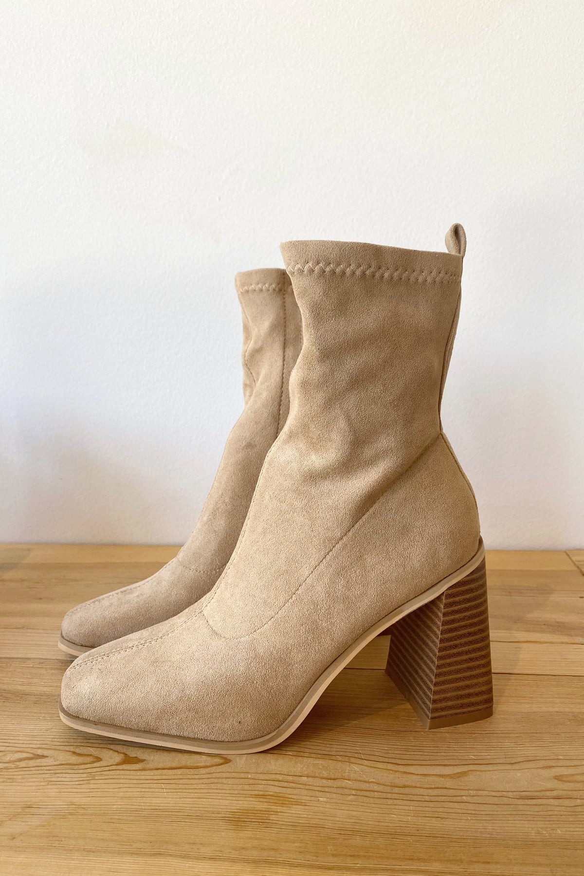 mode, Deya suede ankle boots