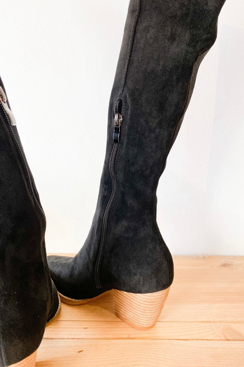mode, the tall arisa boot