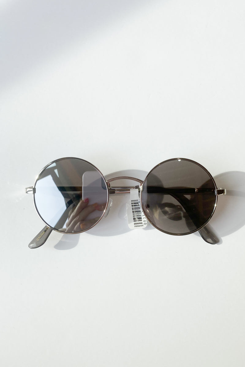 mode, round about it sunnies