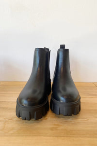 mode, here and there boot