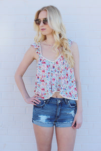 mode, pretty little floral top