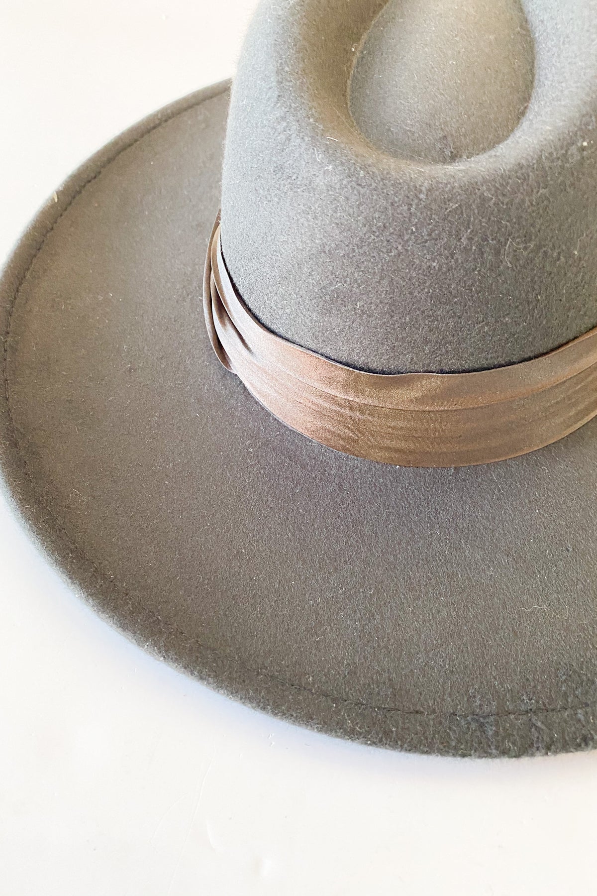 mode, Socialite hat