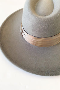 mode, Socialite hat