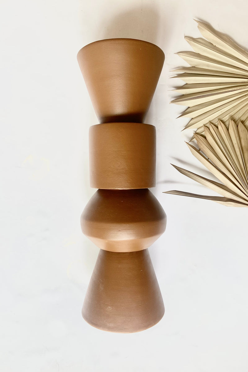 mode, arya terracotta vase
